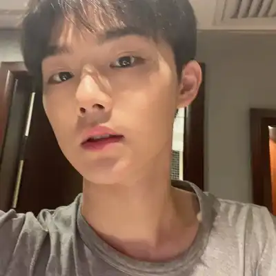 傅磊彤